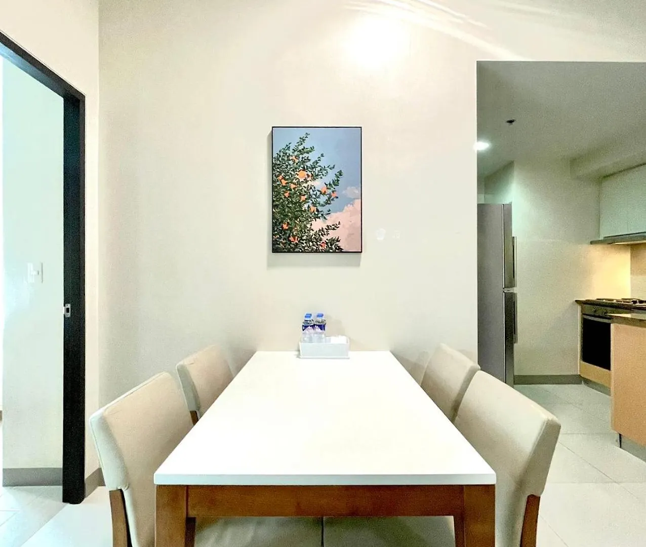 Spacious 2-Br Unit In One Uptown Residences Manila 0*,